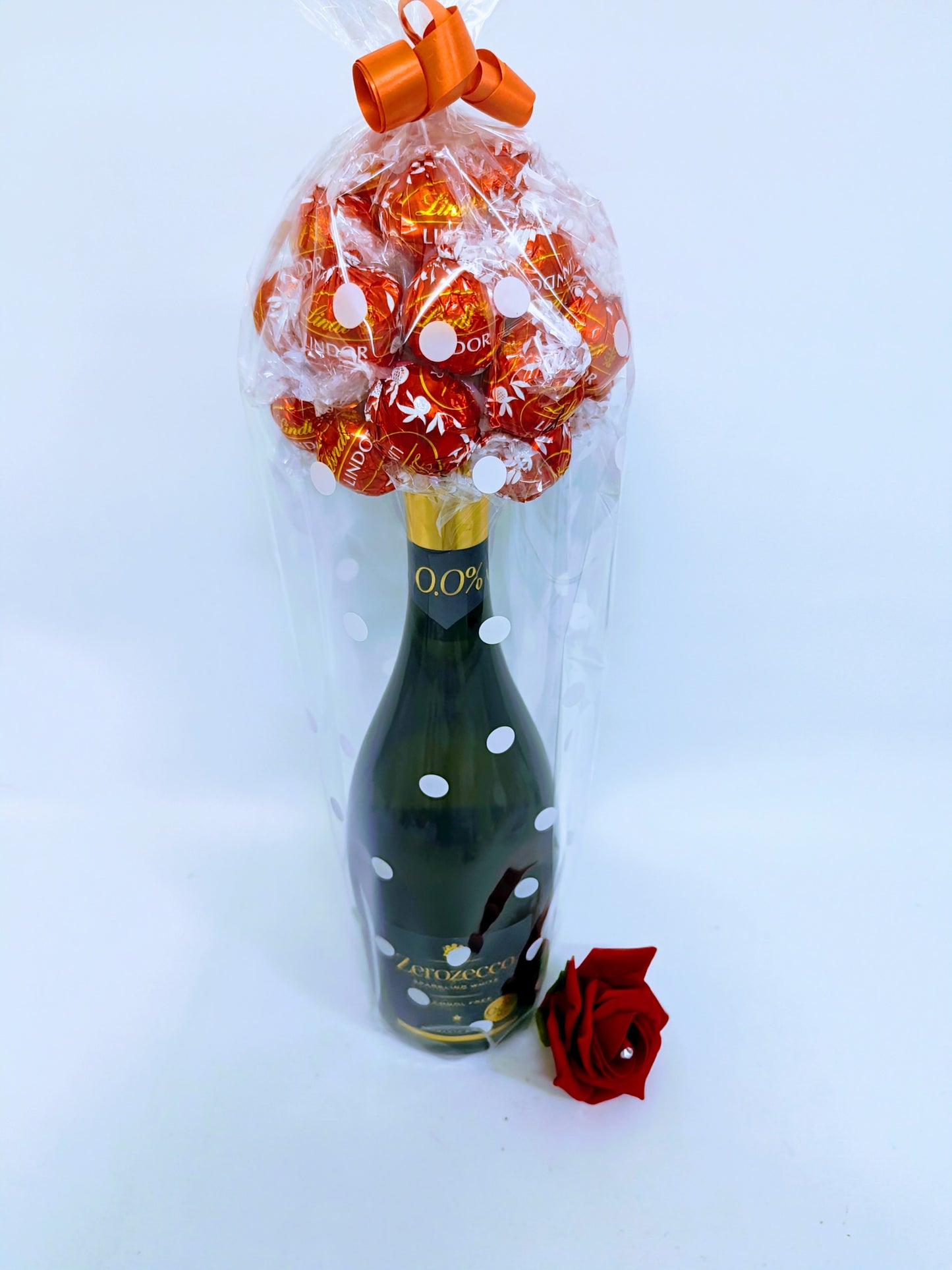 Luxury Alcohol Free Prosecco & Lindt Chocolate Bouquets-Hampers