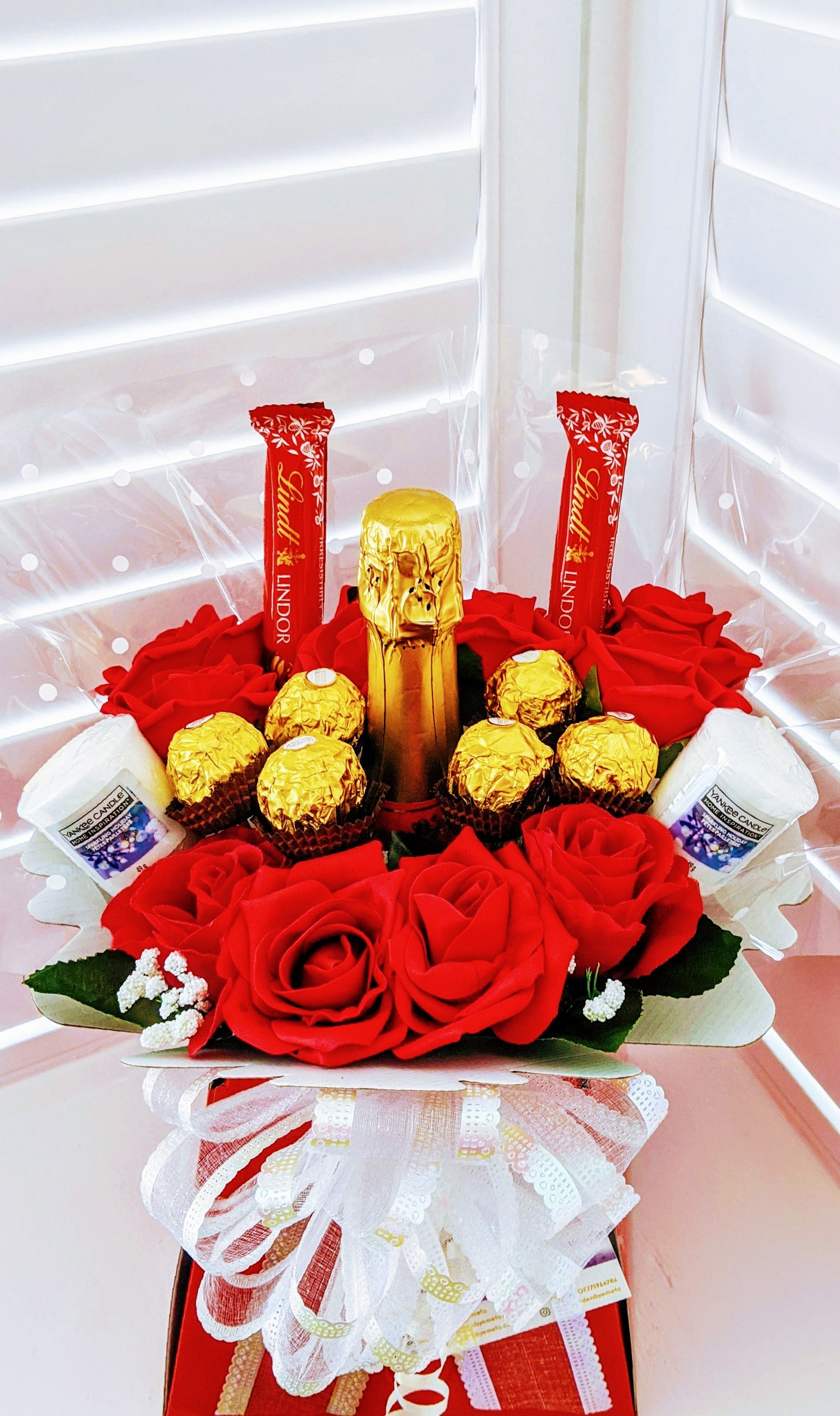 Customized Non Alcoholic Drink Yankee Candles Floral Chocolate Bouquet package with personalised message for any occasion