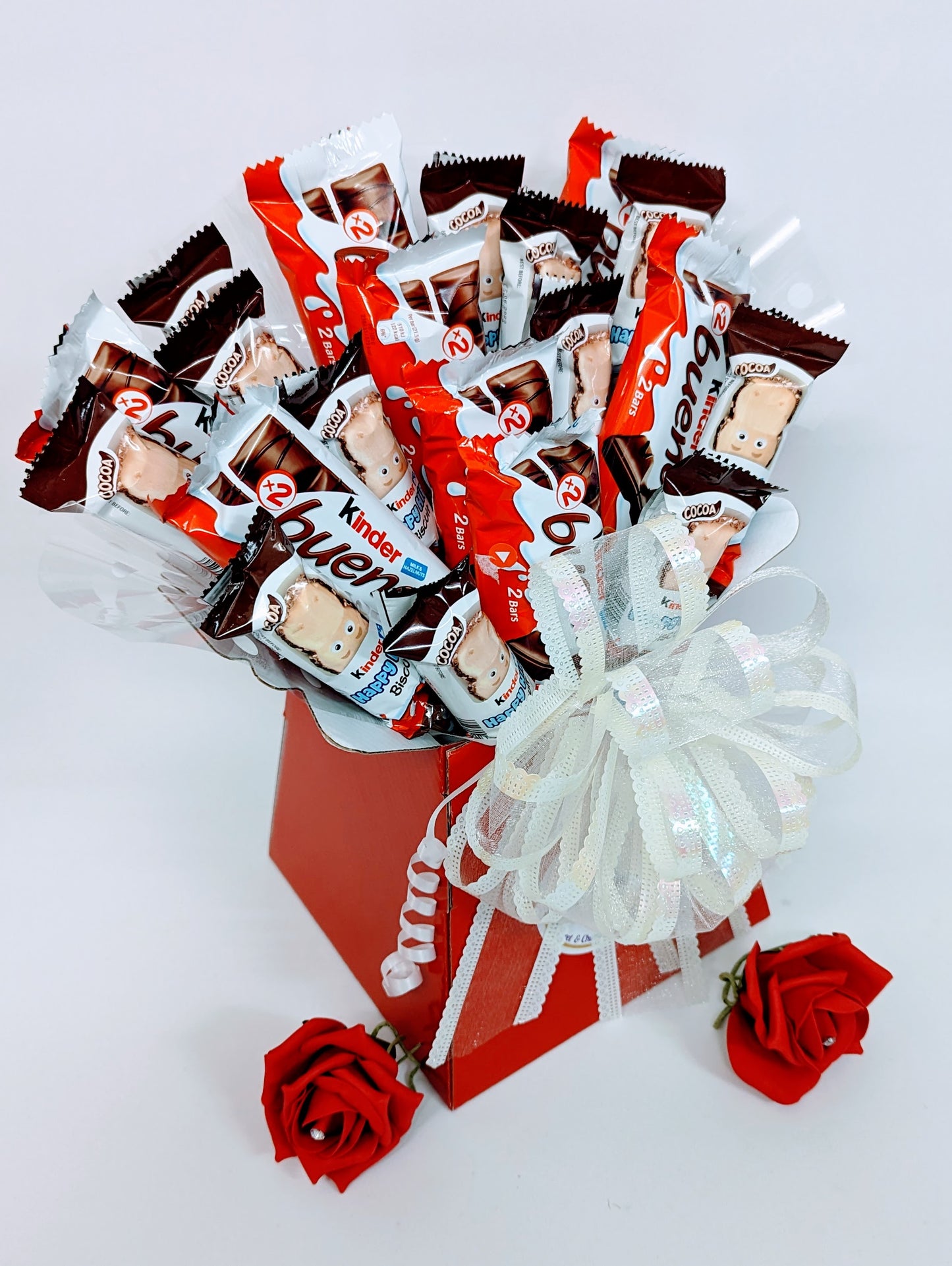 Grand bouquet de chocolat Kinder - Chocolate Lovers Variety Gift Hamper  Selection