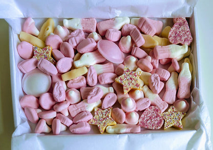 Buy pink themed mix sweets in UK